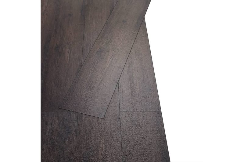 Självhäftande PVC-golvplankor 5,21 m² 2 mm mörkbrun - Brun - Trall balkong - Vinylgolv & plastgolv - Golvplattor & plasttrall