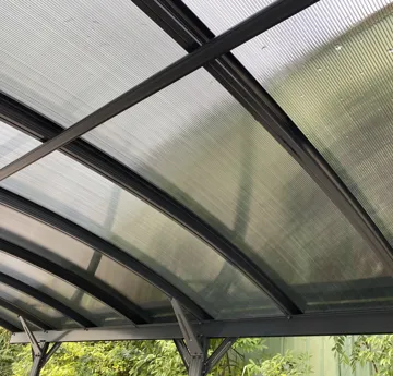 Carport 17 m² | 570 x 303 cm | Aluminiumram med kanalplasttak | Hållbar design - Mörkgrå - Hus & renovering - Garage & verkstad - Carport