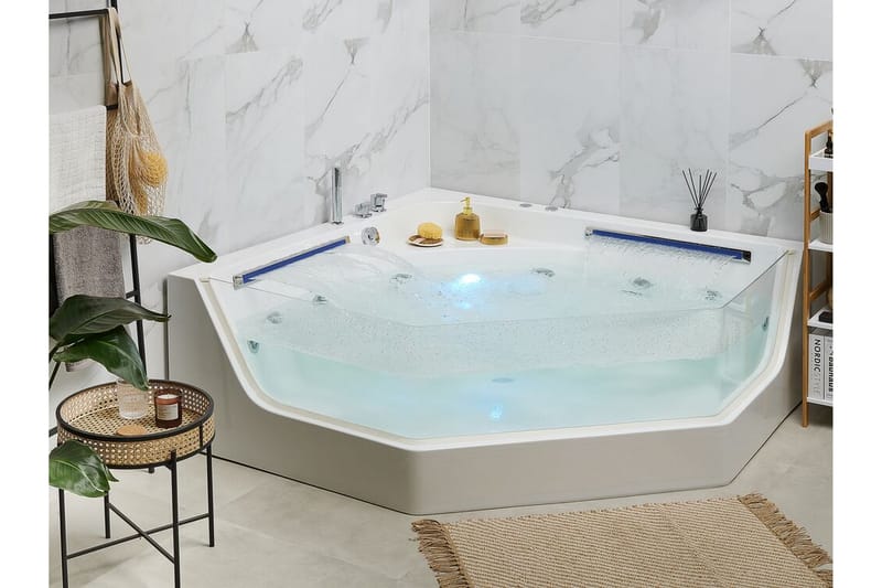 Caceres Hörnbubbelbadkar - Vit - Hus & renovering - Kök & bad - Badrum - Badkar