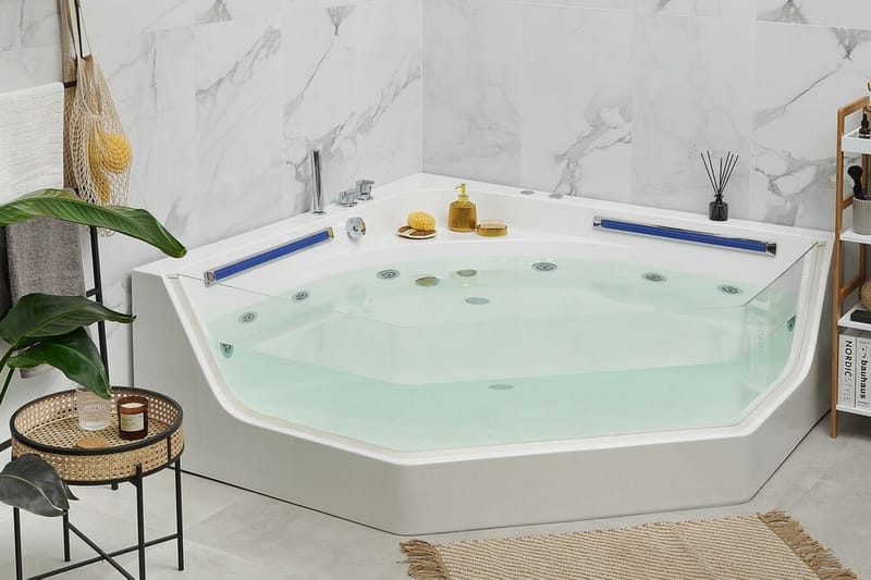 Caceres Hörnbubbelbadkar - Vit - Hus & renovering - Kök & bad - Badrum - Badkar