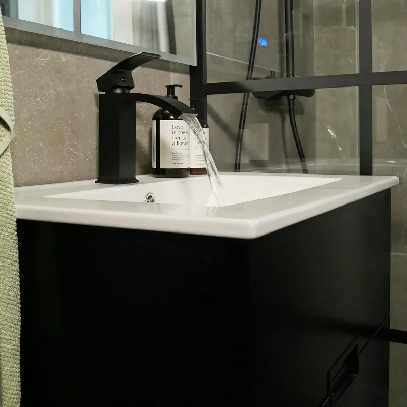 Badrumspaket 60cm | Kommod & sidoskåp i tålig MDF | LED-spegel - Hus & renovering - Kök & bad - Badrum - Badrumsmöbler & badrumsinredning - Kompletta möbelpaket badrum