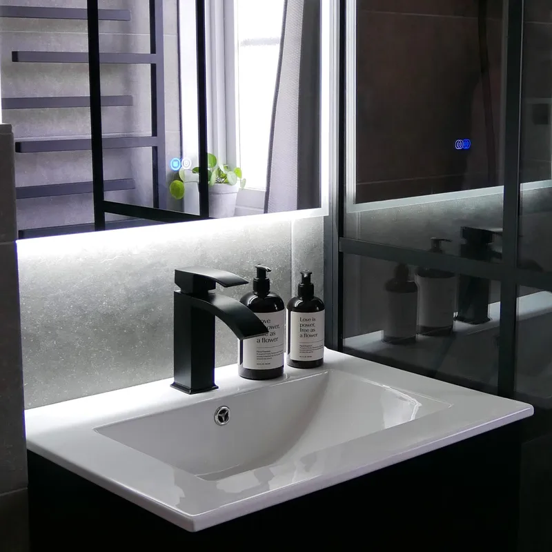 Badrumspaket 60cm | Kommod & sidoskåp i tålig MDF | LED-spegel - Hus & renovering - Kök & bad - Badrum - Badrumsmöbler & badrumsinredning - Kompletta möbelpaket badrum