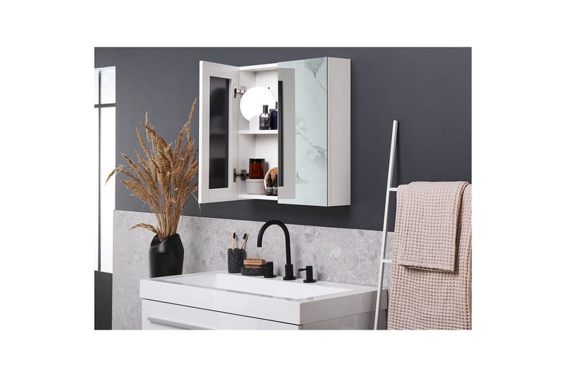 Badrumsskåp med spegel Navarra Vit, Silver, 60x14x60 cm - Vit, Silver, 60x14x60 cm - Hus & renovering - Kök & bad - Badrum - Badrumsmöbler & badrumsinredning - Spegelskåp badrum