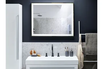 Argens Spegel 70x90 cm LED - Silver - Hus & renovering - Kök & bad - Badrum - Badrumsmöbler & badrumsinredning - Badrumsspegel