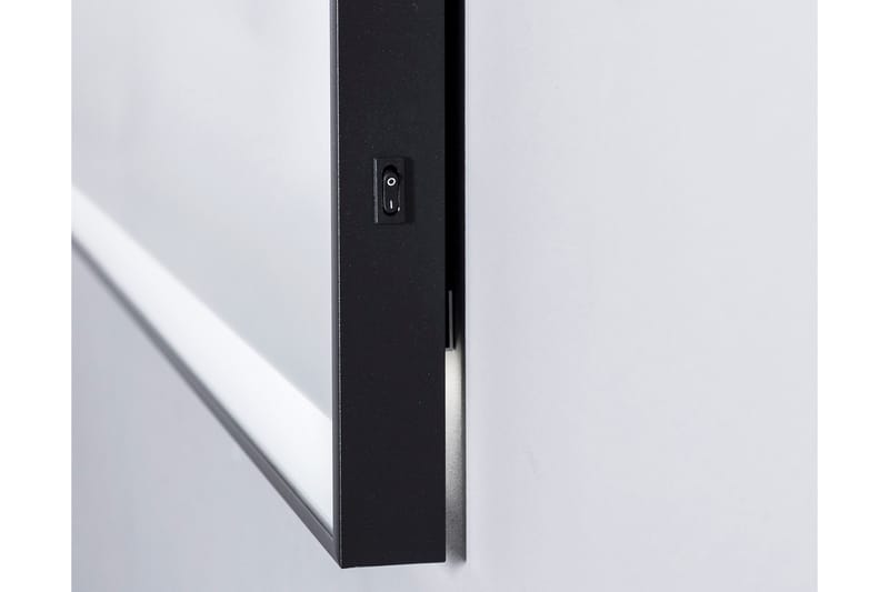 Knutby Badrumsspegel 120x70 cm LED-belysning - Svart - Hus & renovering - Kök & bad - Badrum - Badrumsmöbler & badrumsinredning - Badrumsspegel