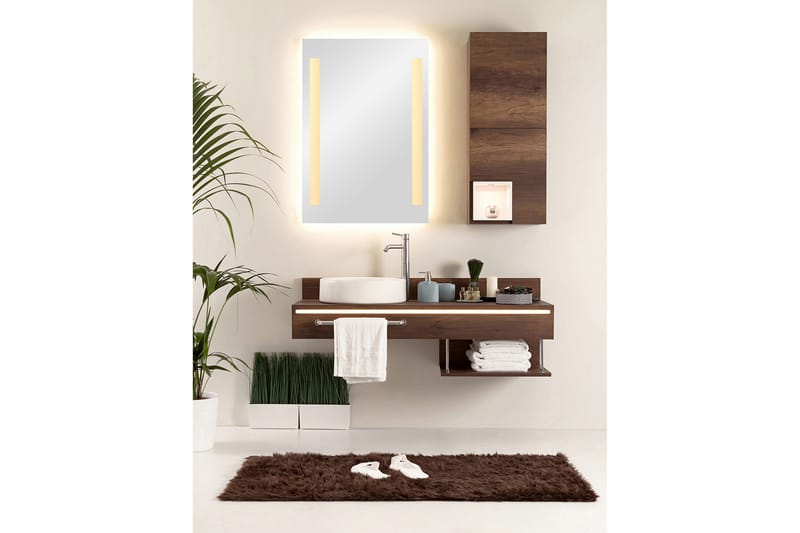 Lina Spegel med LED-belysning 50x70 cm - Mirrors and more - Hus & renovering - Kök & bad - Badrum - Badrumsmöbler & badrumsinredning - Badrumsspegel
