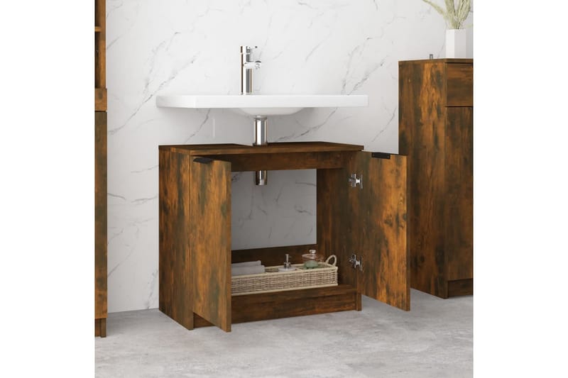 beBasic Badrumsskåp rökfärgad ek 64,5x33,5x59 cm konstruerat trä - Brown - Hus & renovering - Kök & bad - Badrum - Badrumsmöbler & badrumsinredning - Badrumsskåp