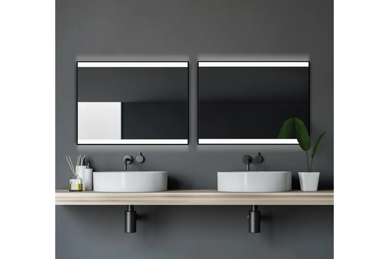 Knutby Badrumsspegel 80x60 cm LED-belysning - Svart - Hus & renovering - Kök & bad - Badrum - Badrumsmöbler & badrumsinredning - Badrumsspegel