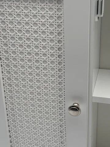 Morilo Badrumsskåp med spegel 60 cm Wienerflätning - Vit med silverfärgade handtag - Hus & renovering - Kök & bad - Badrum - Badrumsmöbler & badrumsinredning - Spegelskåp badrum