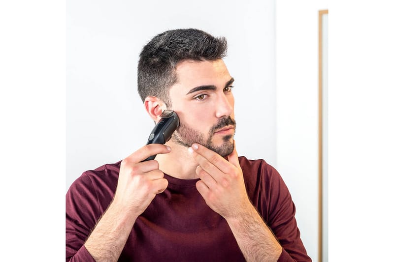 Skäggtrimmer Taurus Hubble Zoom Svart - Svart - Hus & renovering - Kök & bad - Badrum - Badrumstillbehör