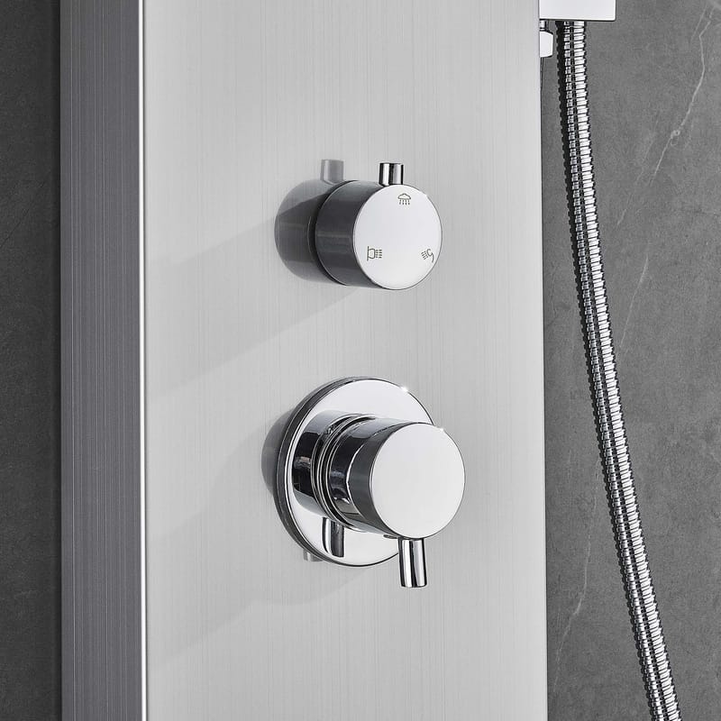 Duschpanel - silver med fyrkantig dusch - Hus & renovering - Kök & bad - Badrum - Duscharmatur & dusch tillbehör