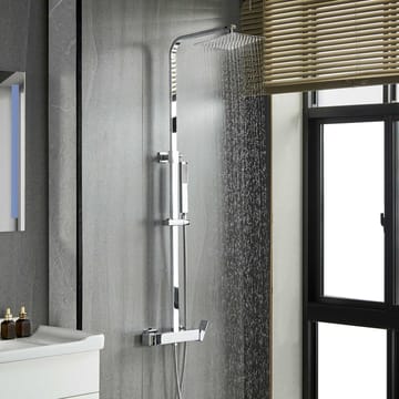 Takdusch i silver med fyrkantigt huvud - Hus & renovering - Kök & bad - Badrum - Duscharmatur & dusch tillbehör