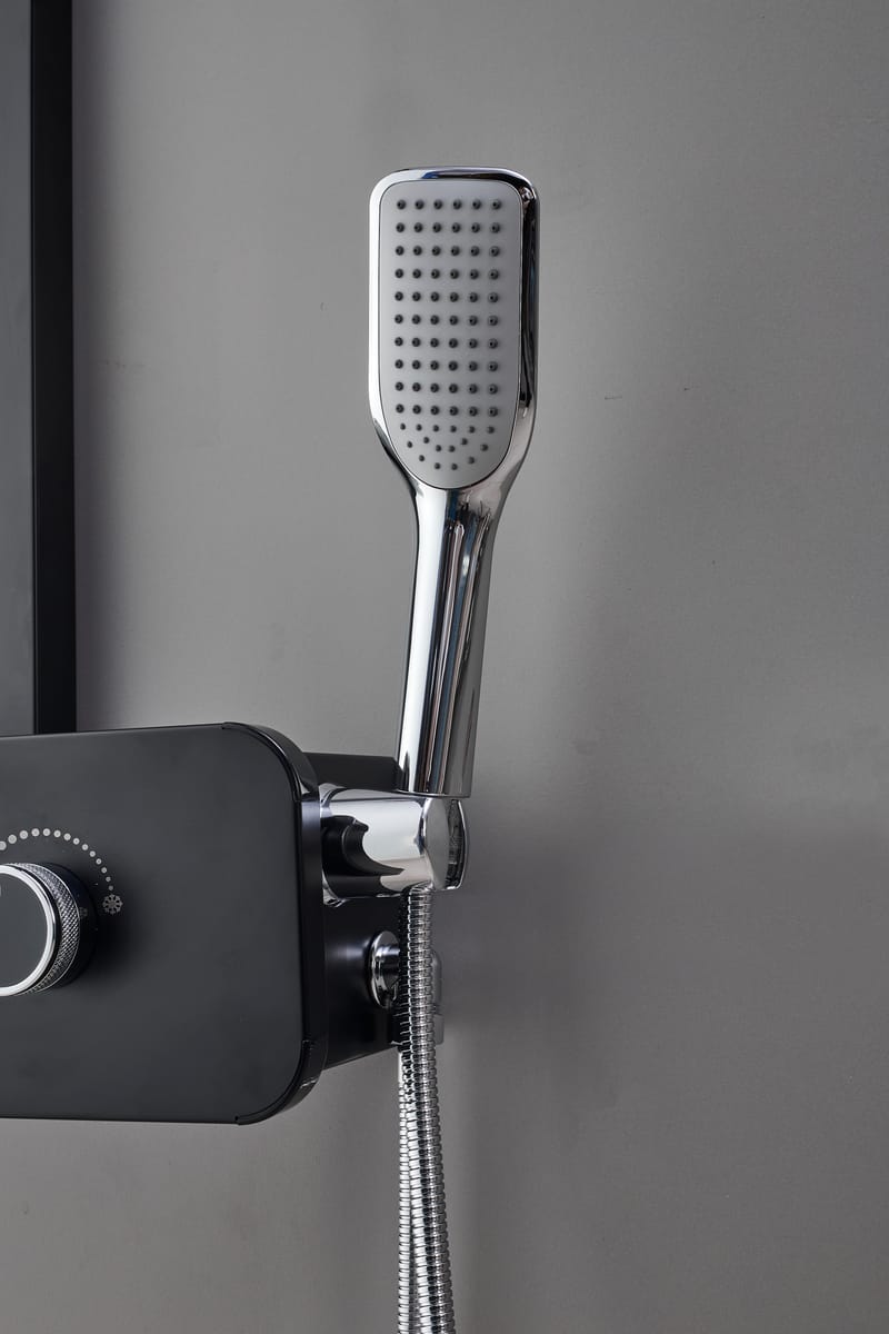 Duschpanel i svart rostfritt stål | Sylvana - Hus & renovering - Kök & bad - Badrum - Duscharmatur & dusch tillbehör