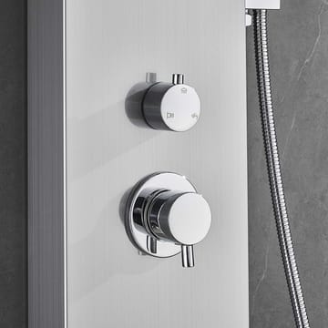 Duschpanel - silver med fyrkantig dusch - Hus & renovering - Kök & bad - Badrum - Duscharmatur & dusch tillbehör