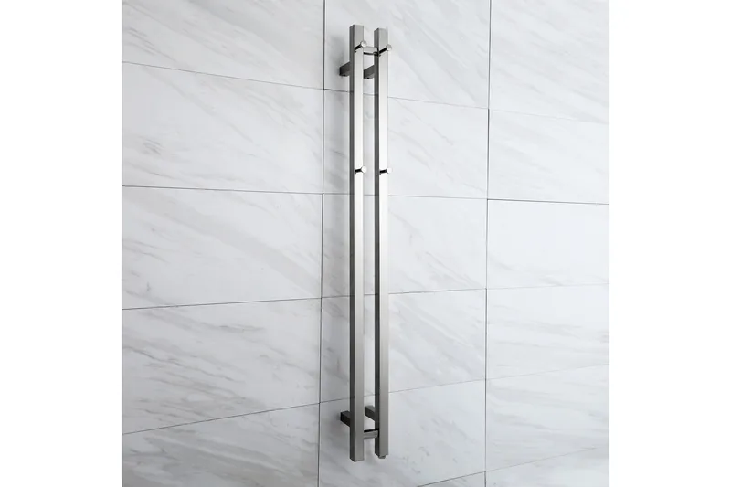 Elektrisk handdukstork 26x120x10 cm | RH02 - Hus & renovering - Kök & bad - Badrum - Handdukstorkar - Handdukstork el