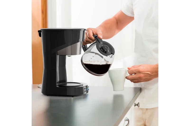 Kaffebryggare Black+Decker LCD 12 Koppar - Silver - Hushåll - Köksmaskiner - Kaffemaskin & kaffetillbehör