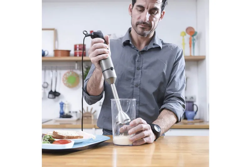 Stavmixer Black+Decker 1200W Borstad Stål - Silver - Hushåll - Köksmaskiner - Blanda & hacka