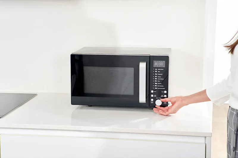 Mikrovågsugn Black+Decker Digital 900W 23L Svart - Svart - Hushåll - Köksmaskiner - Värma & koka