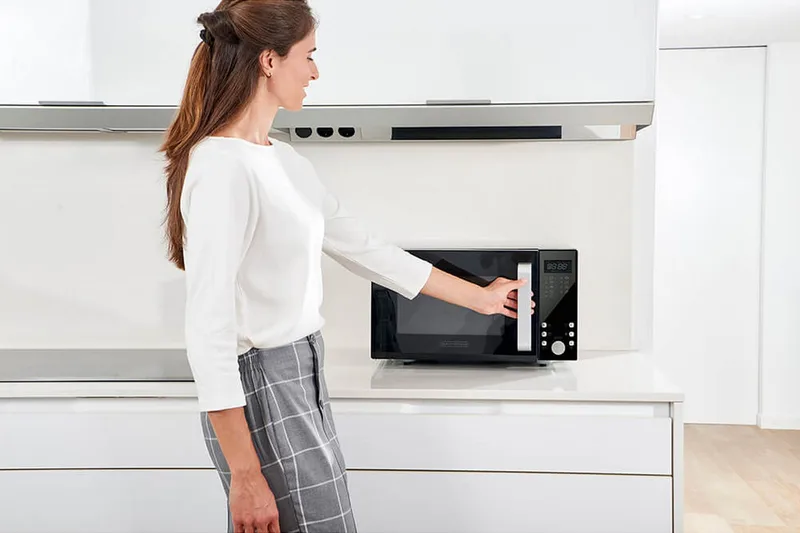 Mikrovågsugn Black+Decker Digital 900W 23L Svart - Svart - Hushåll - Köksmaskiner - Värma & koka