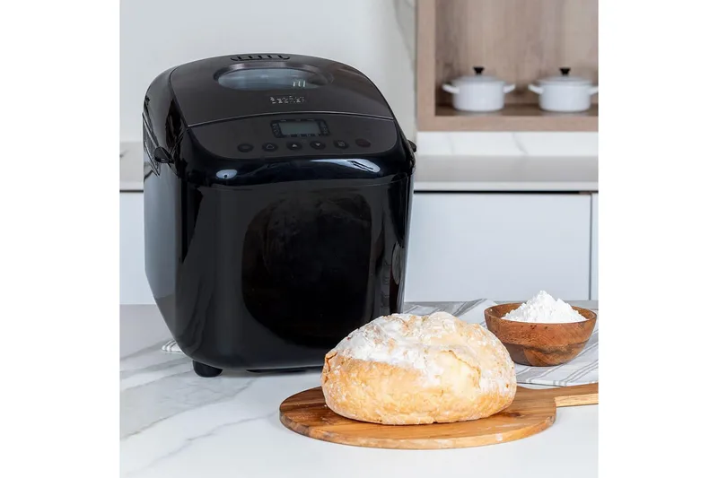 Bakmaskin Black+Decker 600W Svart - Svart - Hushåll - Matlagning & Bakning - Köksredskap & kökstillbehör