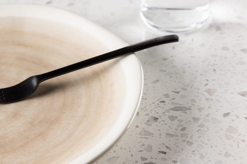 Jublie Tallrik 28 cm - Beige - Hushåll - Servering & Dukning - Tallrikar & skålar