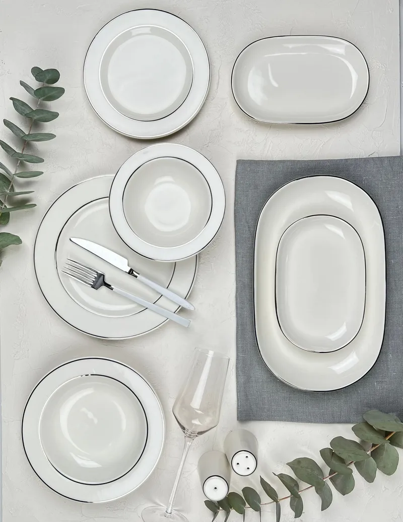 Platin Middagsservis (53 delar) 53x33x36 cm - vit/silver - Hushåll - Servering & Dukning - Porslin