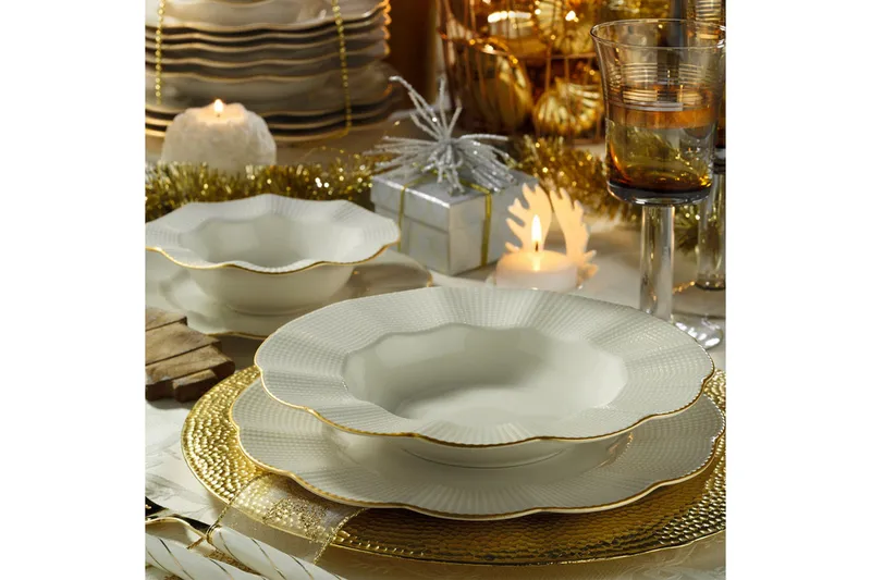 Adine Middagsservis 24 Delar Porslin - Creme/Guld - Hushåll - Servering & Dukning - Tallrikar & skålar