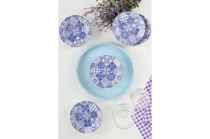 Assietter - Vit/Mörkblå - Hushåll - Servering & Dukning - Tallrikar & skålar - Assietter