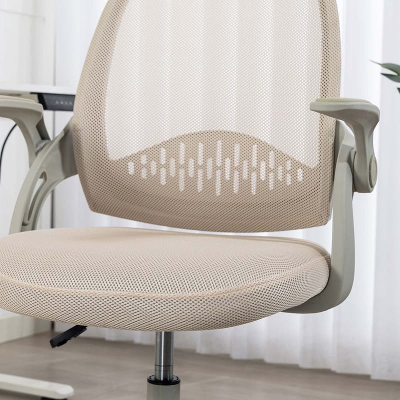 Skrivbordsstol för barn Emmy med fotstöd - beige - Möbler - Barnmöbler - Barnstol - Skrivbordsstol barn