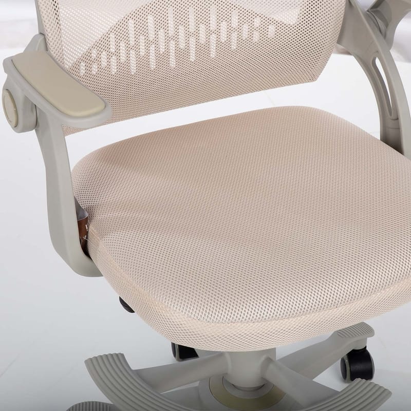 Skrivbordsstol för barn Emmy med fotstöd - beige - Möbler - Barnmöbler - Barnstol - Skrivbordsstol barn