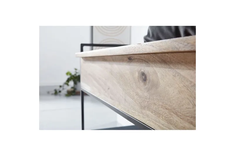 Bänk Wohnling industriell look med stort förvaringsutrymme i massivt trä och öppen skohylla Beige - Beige - Möbler - Bord & matgrupper - Avlastningsbord - Lampbord