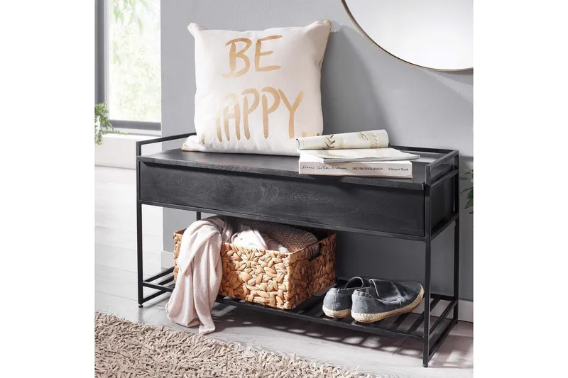 Bänk Wohnling industriell look med stort förvaringsutrymme i massivt trä och öppen skohylla Svart - Svart - Möbler - Bord & matgrupper - Avlastningsbord - Lampbord