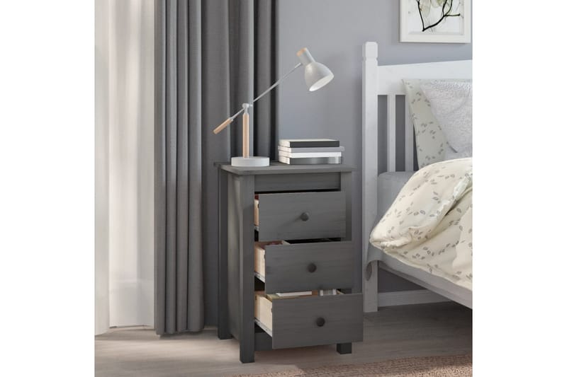 beBasic Sängbord grå 40x35x61,5 cm massiv furu - Grey - Sängbord & nattduksbord