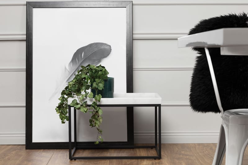 Kungshult Sidobord 60 cm - Vit/Svart - Möbler - Bord & matgrupper - Avlastningsbord - Brickbord & småbord