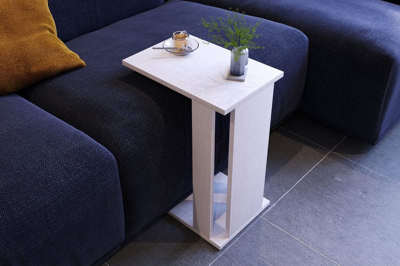 Mellberg Sidobord - Vit - Möbler - Bord & matgrupper - Avlastningsbord - Brickbord & småbord