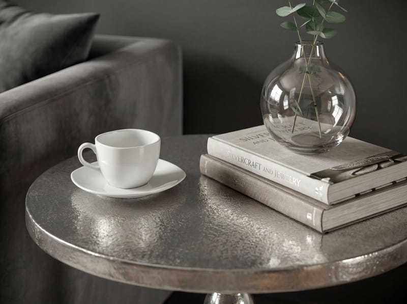 Dalor Runt sidobord 40 cm i aluminium med rå finish - silver - Möbler - Bord & matgrupper - Avlastningsbord - Konsolbord & sidobord