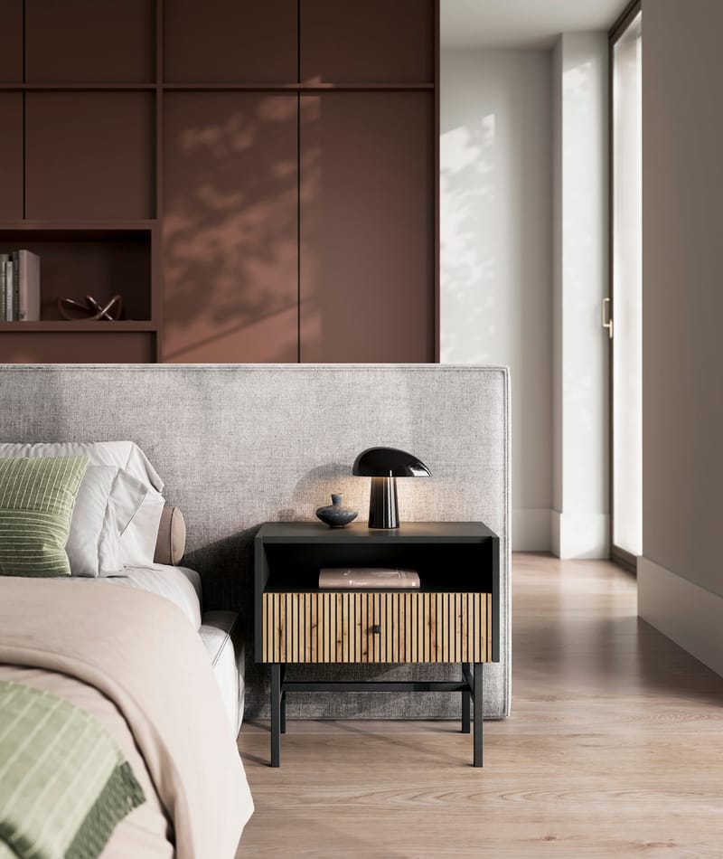 Francisca Sängbord 55 cm - Svart/Ek - Möbler - Bord & matgrupper - Avlastningsbord - Sängbord & nattduksbord