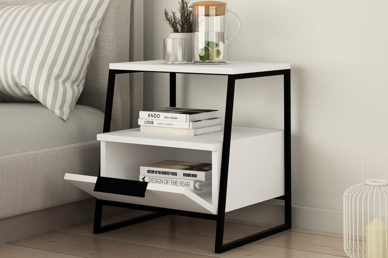 Bodsjö Sängbord 45 cm med Förvaring Hylla + Lucka - Vit/Svart - Möbler - Bord & matgrupper - Avlastningsbord - Sängbord & nattduksbord
