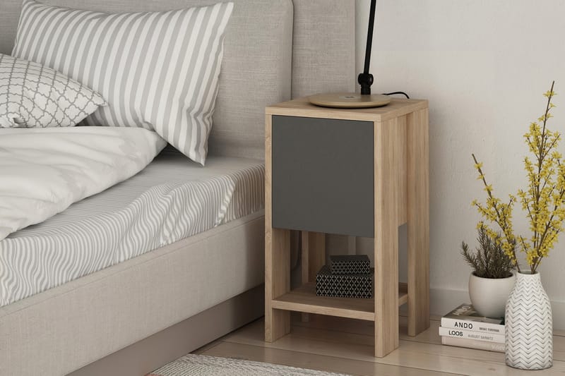 Homitis Sängbord 30 cm med Förvaring Hylla + Lucka - Ekfärg/Mörkgrå - Möbler - Bord & matgrupper - Avlastningsbord - Sängbord & nattduksbord