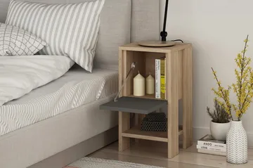 Homitis Sängbord 30 cm med Förvaring Hylla + Lucka - Ekfärg/Mörkgrå - Möbler - Bord & matgrupper - Avlastningsbord - Sängbord & nattduksbord