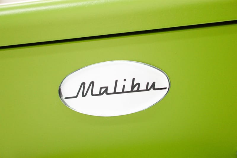 Malibu Sängbord 60 cm med Förvaring 2 Lådor Grön/Krom - Tenzo - Sängbord & nattduksbord