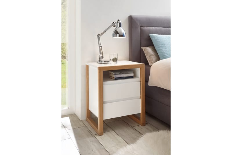 Nuzman Nattduksbord 48 cm - Vit/Ek - Möbler - Bord & matgrupper - Avlastningsbord - Sängbord & nattduksbord