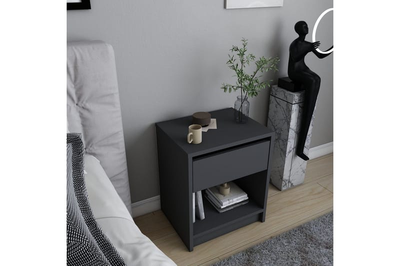 Rinorea Sängbord 44,6x52,8 cm - Antracit - Möbler - Bord & matgrupper - Avlastningsbord - Sängbord & nattduksbord