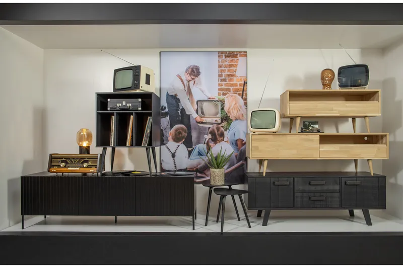 Seamas Sängbord 60 cm med Förvaring Hyllor - Valnöt/Svart - Möbler - Bord & matgrupper - Avlastningsbord - Sängbord & nattduksbord