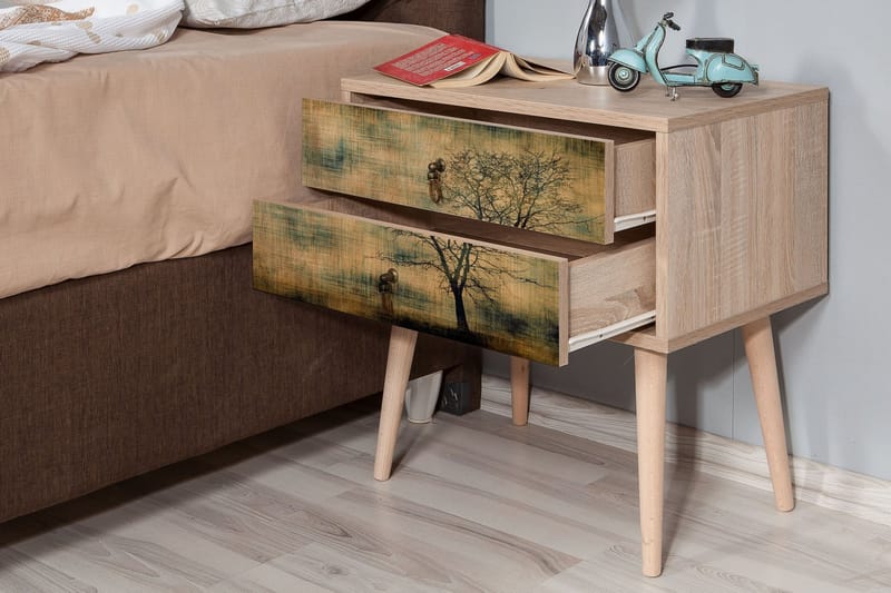 Vellavie Sängbord 60 cm med Förvaring 2 Lådor Trädsilhuett - Brun/Grön - Möbler - Bord & matgrupper - Avlastningsbord - Sängbord & nattduksbord