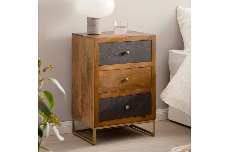 Sängbord Wohnling gjord av massivt trä för boxspringbädd med 3 lådor, skifferlook, i lantlig stil Brun, Svart - Brun, Svart - Möbler - Bord & matgrupper - Avlastningsbord - Sängbord & nattduksbord