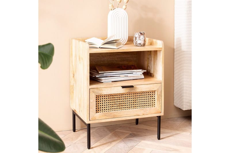 Sängbord Wohnling Massivt Mangoträ med 1 Låda En Förvaringsbricka med Wienerflätning - Möbler - Bord & matgrupper - Avlastningsbord - Sängbord & nattduksbord