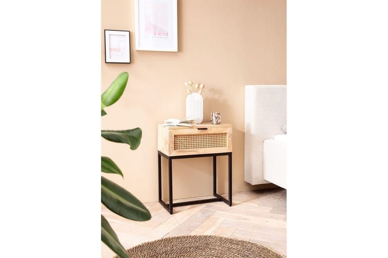 Sängbord Wohnling Massivt Mangoträ med 1 Låda med Wienerflätning I En Industriell Stil - Möbler - Bord & matgrupper - Avlastningsbord - Sängbord & nattduksbord