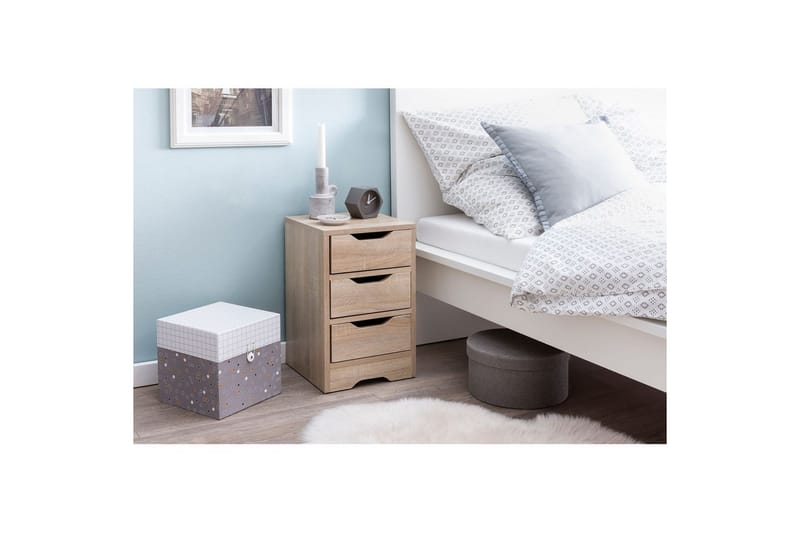 Sängbord Wohnling med 3 lådor i en enkel, modern design för boxspring-säng Sonoma - Sonoma - Möbler - Bord & matgrupper - Avlastningsbord - Sängbord & nattduksbord