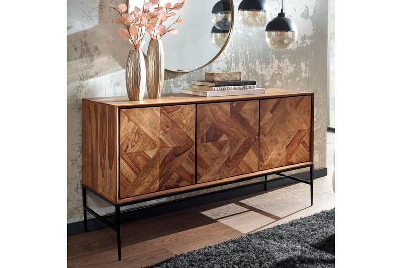 Sideboard Wohnling Massivt trä, triangulär optisk inläggning, 123 cm med 3 dörrar, industriell - Möbler - Bord & matgrupper - Avlastningsbord - Hallbord